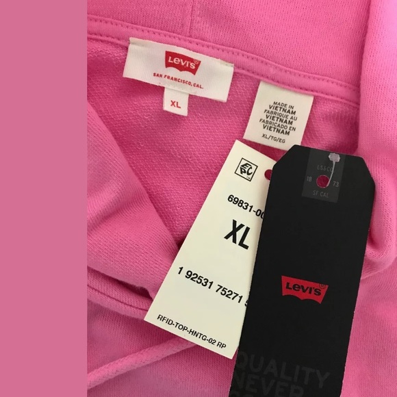 🌹Levi’s Women Raw Cut Hem Cropped Pink Hoodie NEW - Picture 8 of 8